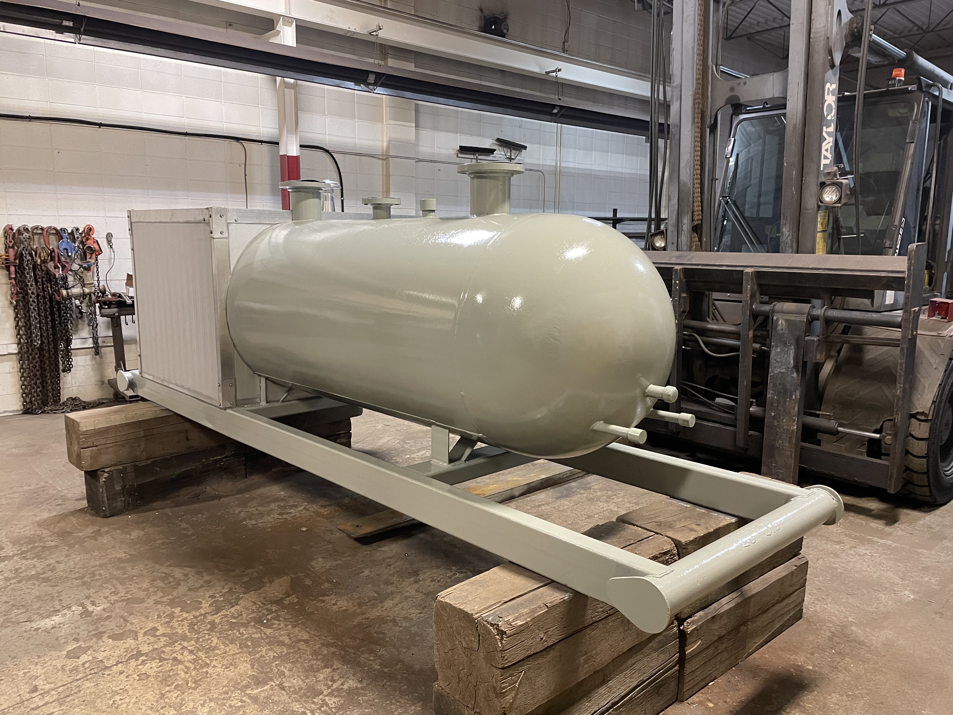 Universal-CRN pressure vessel in the shop